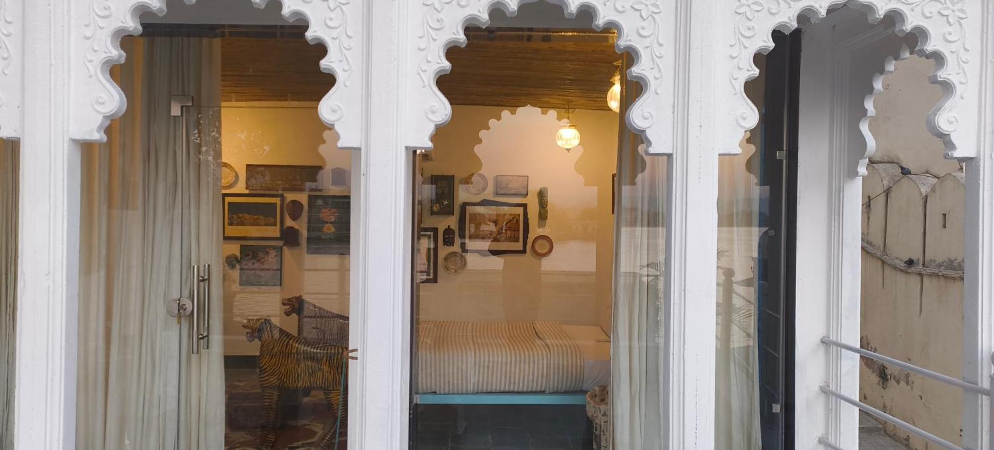 Paddy'S Loft The Lake View Hostel Udaipur Buitenkant foto