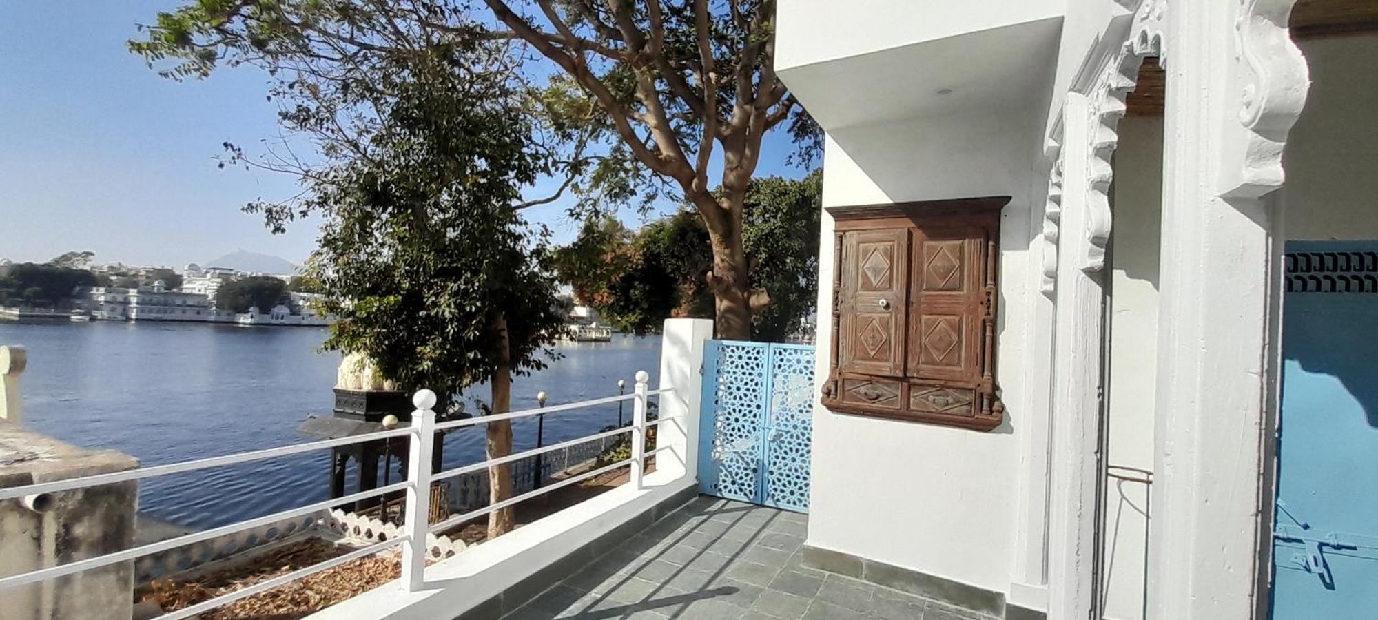 Paddy'S Loft The Lake View Hostel Udaipur Buitenkant foto